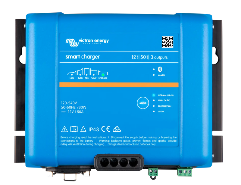 Victron Smart IP43 12-12 50 (3) Charger battery charger — front view